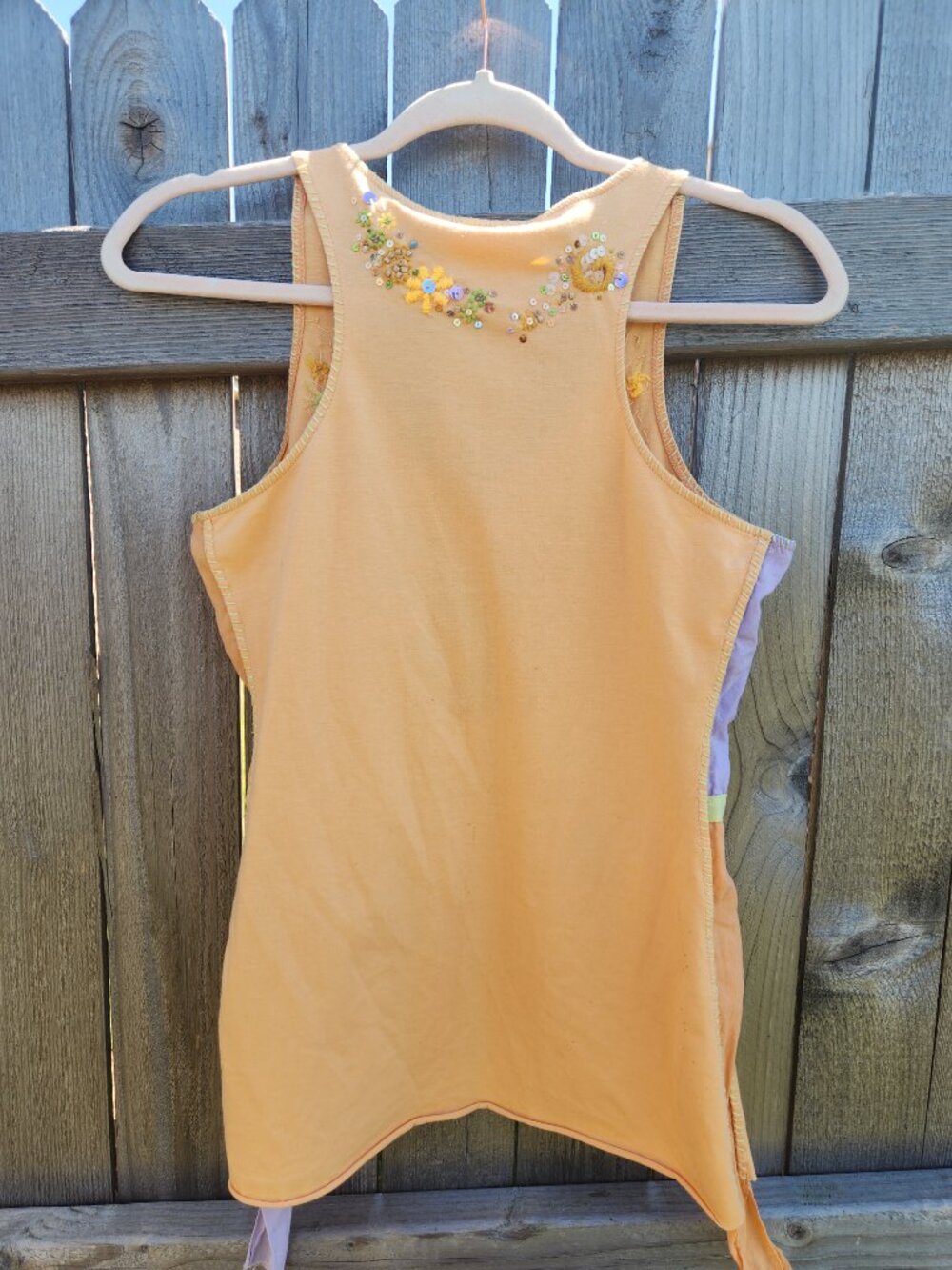 Embroidered Tank - Picture 3 of 7